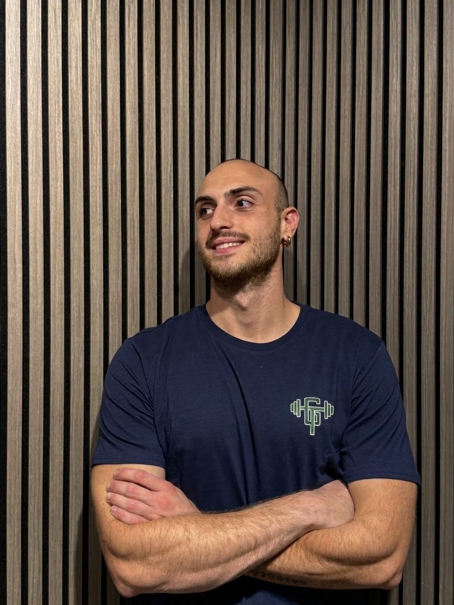 Giuseppe Tuccillo, Personal Trainer, a braccia conserte
